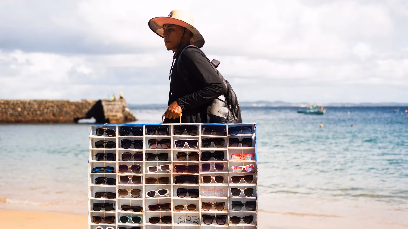 cancun-spring-break-crackdown-beach-vendors-taxi-fares-and-what-travelers-need-to-know-in-2026-image-0
