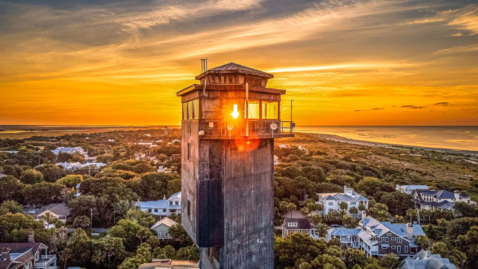 sullivan-s-island-south-carolina-s-hidden-beverly-hills-where-luxury-meets-laid-back-charm-image-0